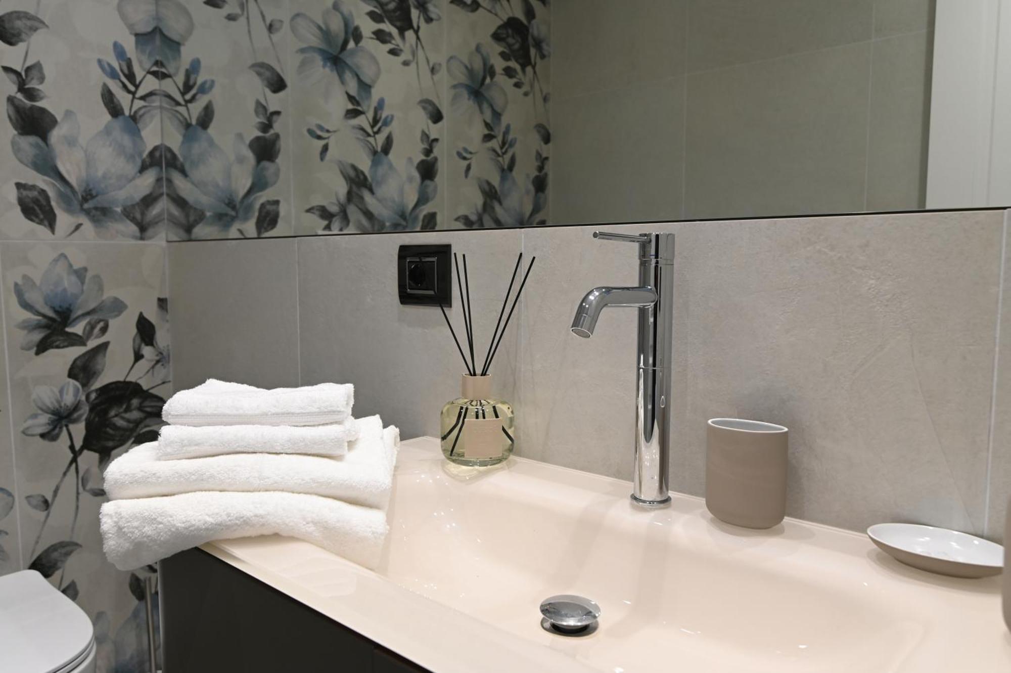 Slopes Suites And Spa Boscotrecase エクステリア 写真